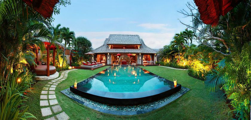 Imagen de la piscina del Hotel Space Villas Bali. Foto 15