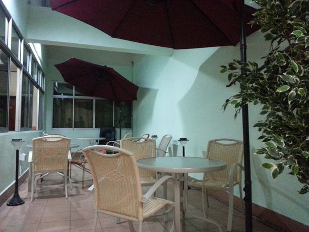 Imagen del bar/restaurante del Hotel Spacepod@lavender. Foto 1