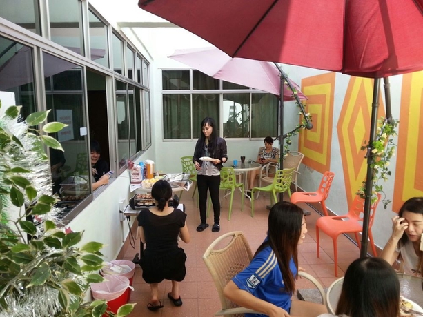 Imagen del bar/restaurante del Hotel Spacepod@lavender. Foto 3