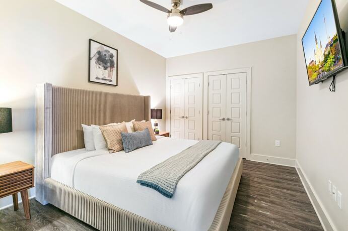 Imagen general del Hotel Spacious 4br Luxury Condo Steps To French Quarter. Foto 5