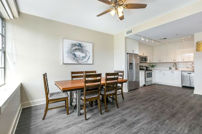 Imagen general del Hotel Spacious 4br Luxury Condo Steps To French Quarter. Foto 9