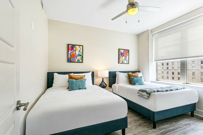 Imagen general del Hotel Spacious 4br Luxury Condo Steps To French Quarter. Foto 10