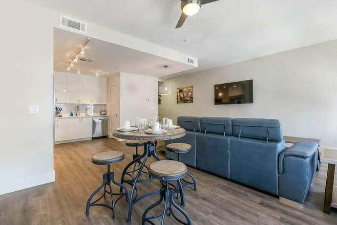 Imagen general del Hotel Spacious Modern Condo Near French Quarter. Foto 3