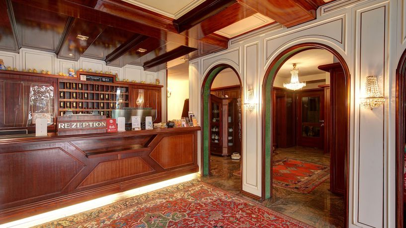 Imagen de los interiores del Hotel Spahr. Foto 18