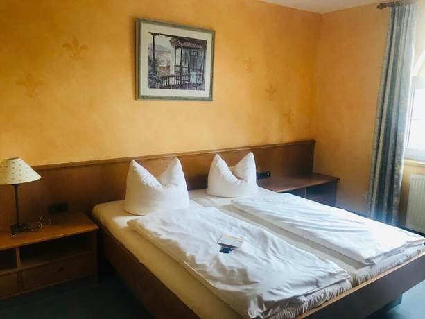 Imagen de la habitación del Hotel Spanischer Hof, Gr&ouml;ditz. Foto 13