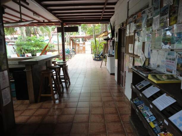 Imagen general del Hotel Spanish by the Sea - Bocas - Hostel. Foto 13