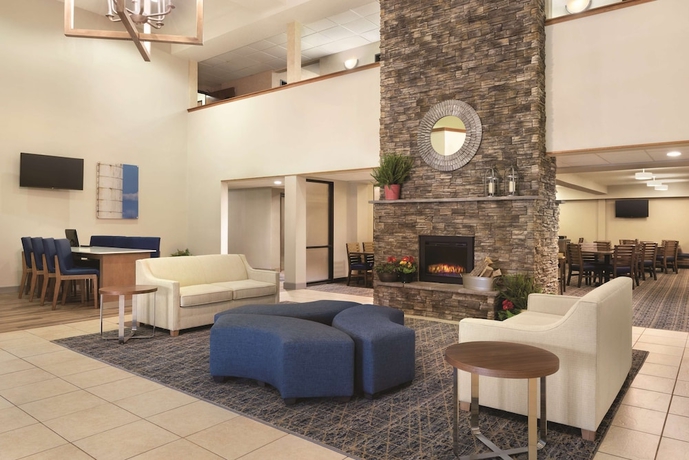 Imagen de la habitación del Hotel Spark By Hilton Ames. Foto 5