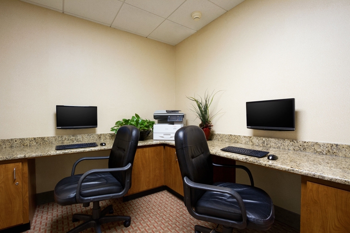 Imagen de los interiores del Hotel Spark By Hilton Charlotte Tyvola I-77. Foto 12