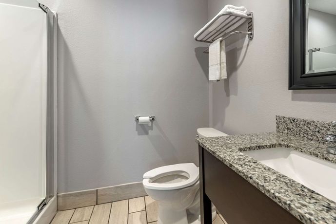 Imagen de la habitación del Hotel Spark By Hilton Evansville Downtown. Foto 15