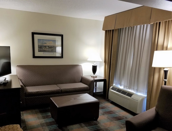 Imagen de la habitación del Hotel Spark By Hilton Greensboro. Foto 9