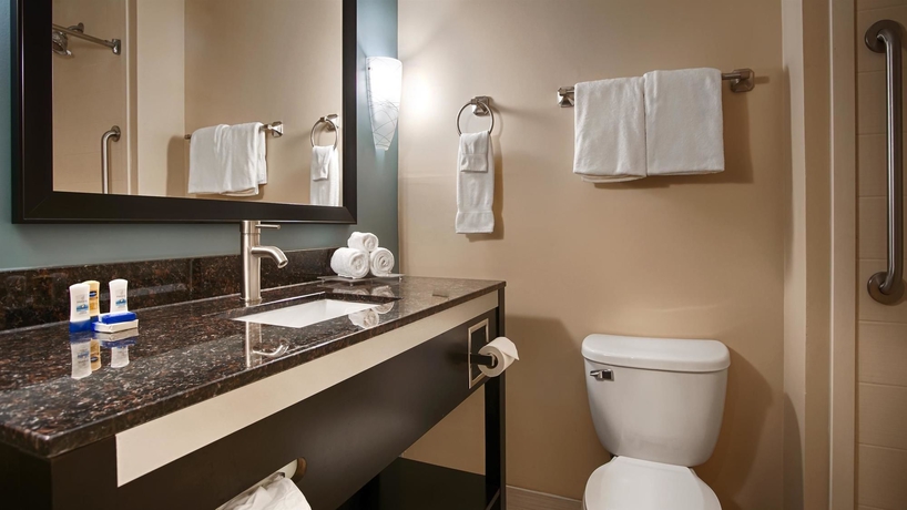 Imagen de la habitación del Hotel Spark By Hilton Houston Bush Intercontinental Airport. Foto 7