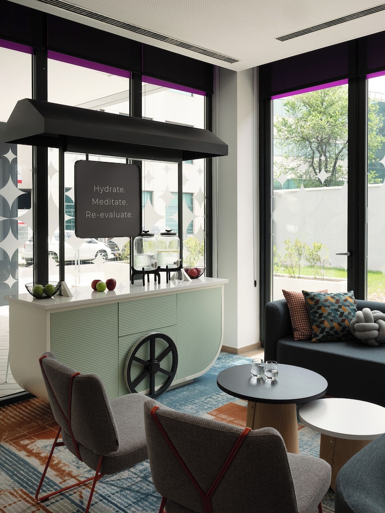 Imagen de los interiores del Hotel Spark By Hilton Madrid Alcala. Foto 14