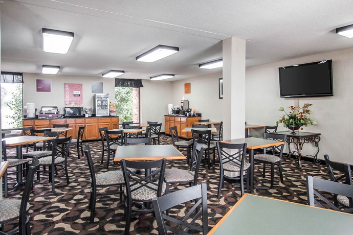 Imagen del bar/restaurante del Hotel Spark By Hilton Nashville At Opryland. Foto 3