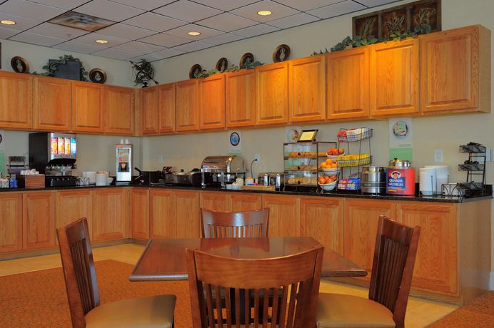 Imagen del bar/restaurante del Hotel Spark By Hilton Orangeburg. Foto 4