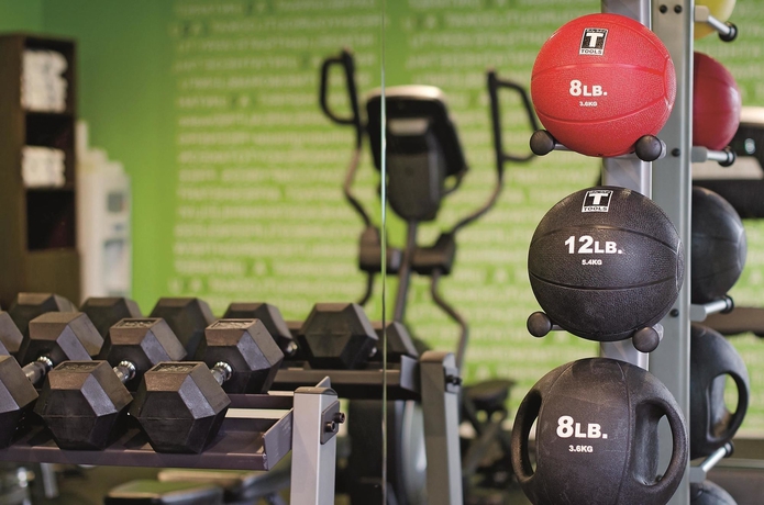 Imagen de los interiores del Hotel Spark By Hilton San Jose Airport. Foto 12