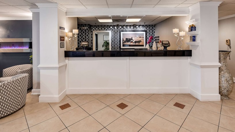 Imagen de los interiores del Hotel Spark By Hilton Williamsburg Historic Area. Foto 16
