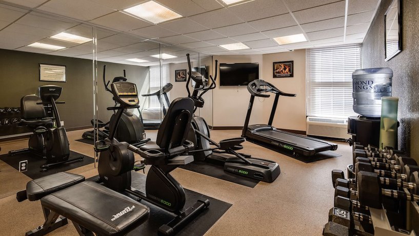 Imagen de los interiores del Hotel Spark By Hilton Williamsburg Historic Area. Foto 17