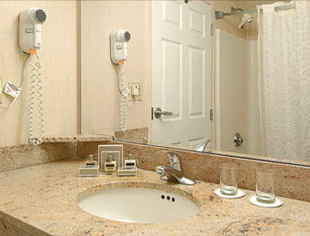 Imagen de la habitación del Hotel Spark By Hilton Winchester. Foto 4