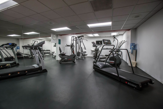 Imagen de los interiores del Hotel Spark Hilton Des Plaines Chicago O'Hare. Foto 13