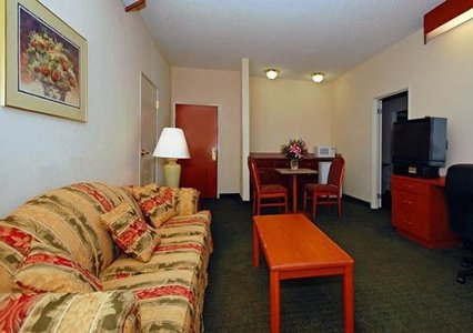 Imagen de la habitación del Hotel Spark by Hilton Augusta. Foto 4