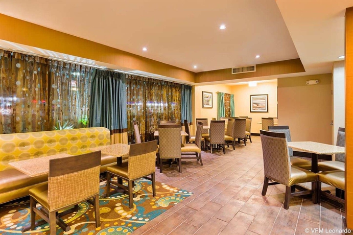 Imagen general del Hotel Spark by Hilton Bakersfield Central. Foto 13