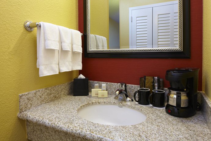 Imagen de la habitación del Hotel Spark by Hilton Bettendorf Quad Cities. Foto 6