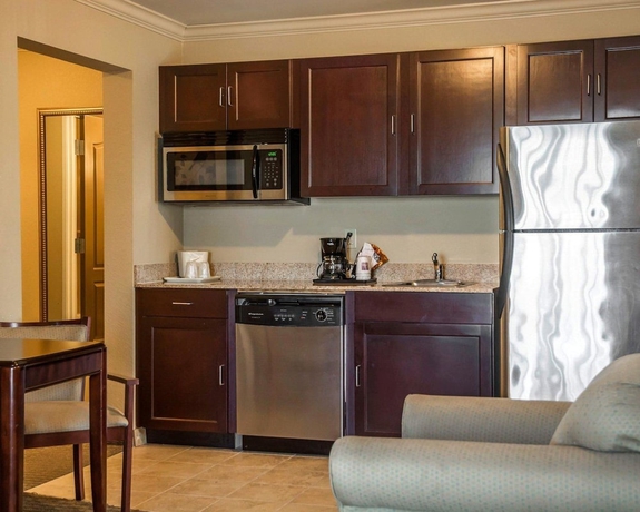 Imagen de la habitación del Hotel Spark by Hilton Cincinnati Fairfield. Foto 6