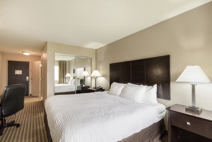 Imagen de la habitación del Hotel Spark by Hilton Cleveland Beachwood. Foto 4