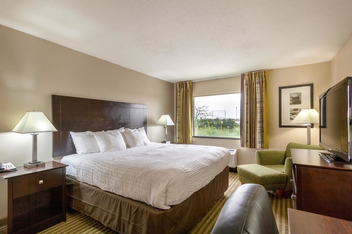 Imagen de la habitación del Hotel Spark by Hilton Cleveland Beachwood. Foto 10