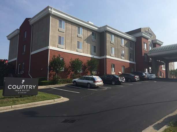 Imagen de los exteriores del Hotel Spark by Hilton Commerce, GA. Foto 14