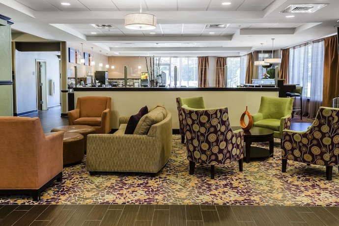 Imagen de los interiores del Hotel Spark by Hilton Dothan. Foto 17