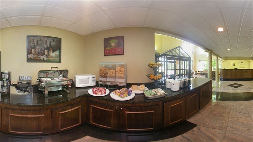 Imagen del bar/restaurante del Hotel Spark by Hilton Duluth. Foto 4