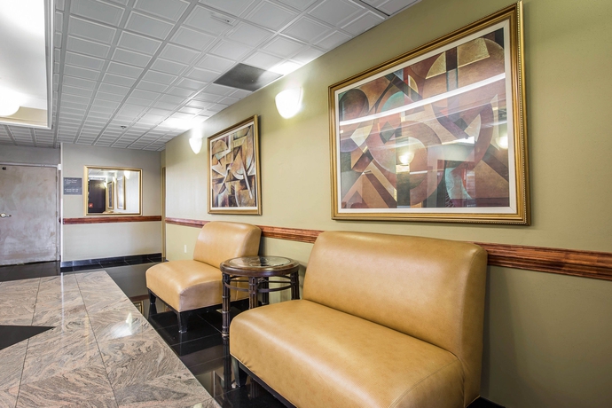 Imagen de los interiores del Hotel Spark by Hilton Duluth. Foto 9
