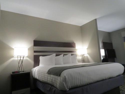 Imagen de la habitación del Hotel Spark by Hilton Erie. Foto 7