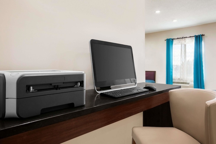 Imagen de los interiores del Hotel Spark by Hilton Evansville East, IN. Foto 15