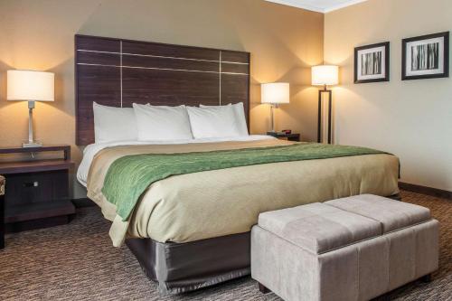 Imagen de la habitación del Hotel Spark by Hilton Fort Wayne. Foto 1
