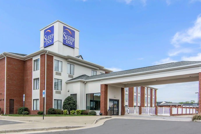 Imagen de los exteriores del Hotel Spark by Hilton Fredericksburg Southpoint. Foto 13