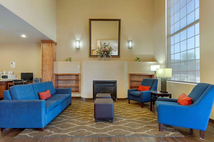 Imagen de los interiores del Hotel Spark by Hilton Glendale Peoria Phoenix North. Foto 20
