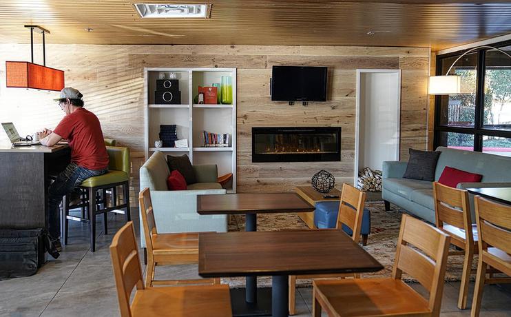 Imagen general del Hotel Spark by Hilton Grand Prairie. Foto 12