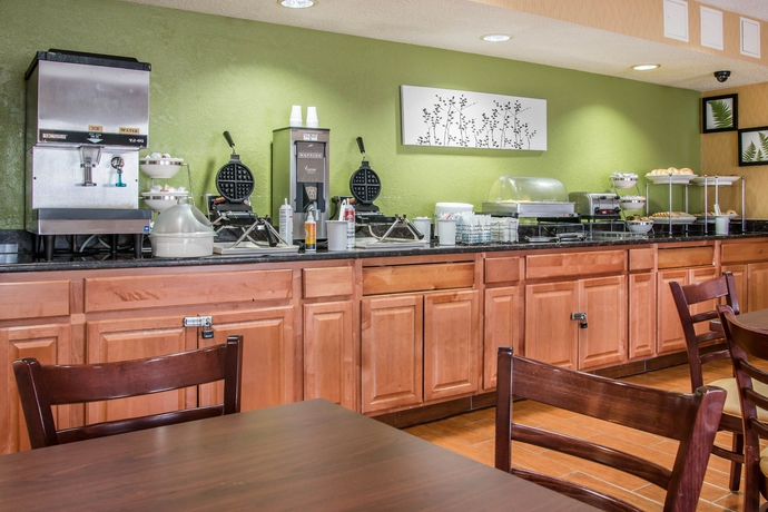 Imagen del bar/restaurante del Hotel Spark by Hilton Grand Rapids. Foto 1