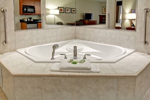 Imagen de la habitación del Hotel Spark by Hilton Guelph. Foto 7