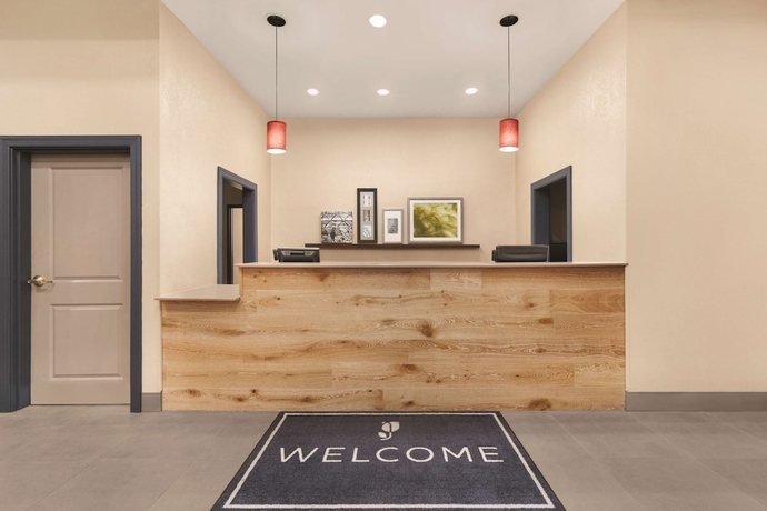 Imagen de los interiores del Hotel Spark by Hilton Homewood Birmingham. Foto 17