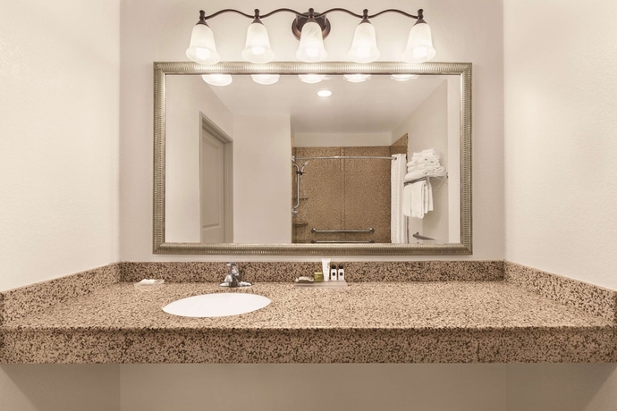 Imagen de la habitación del Hotel Spark by Hilton Homewood Birmingham. Foto 15