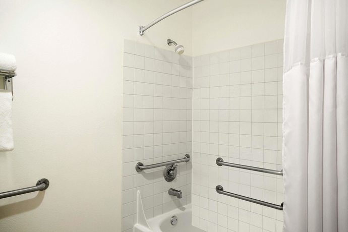 Imagen de la habitación del Hotel Spark by Hilton Kent Seattle. Foto 3