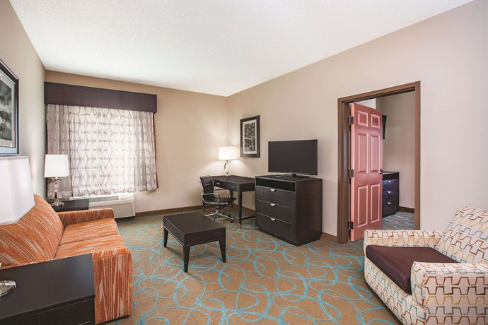 Imagen de la habitación del Hotel Spark by Hilton Kingsland. Foto 2