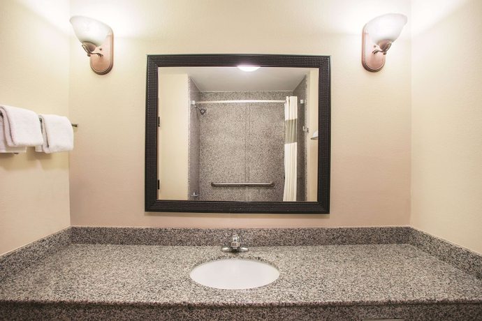 Imagen de la habitación del Hotel Spark by Hilton Kingsland. Foto 4