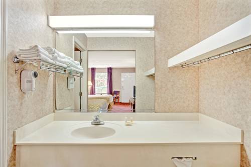 Imagen de la habitación del Hotel Spark by Hilton Kodak. Foto 4