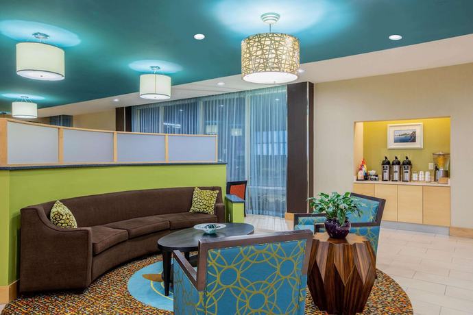 Imagen de los interiores del Hotel Spark by Hilton Little Rock West. Foto 18