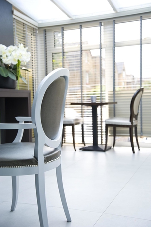 Imagen del bar/restaurante del Hotel Spark by Hilton London Chiswick. Foto 8