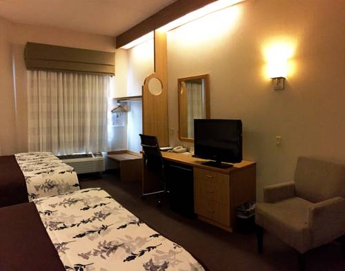 Imagen general del Hotel Spark by Hilton Lynchburg. Foto 1